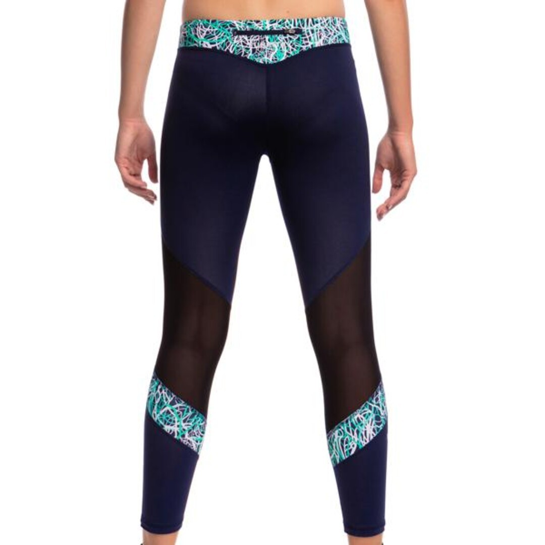 A Bit Vane Ladies Meshed Up 7/8 Tight
