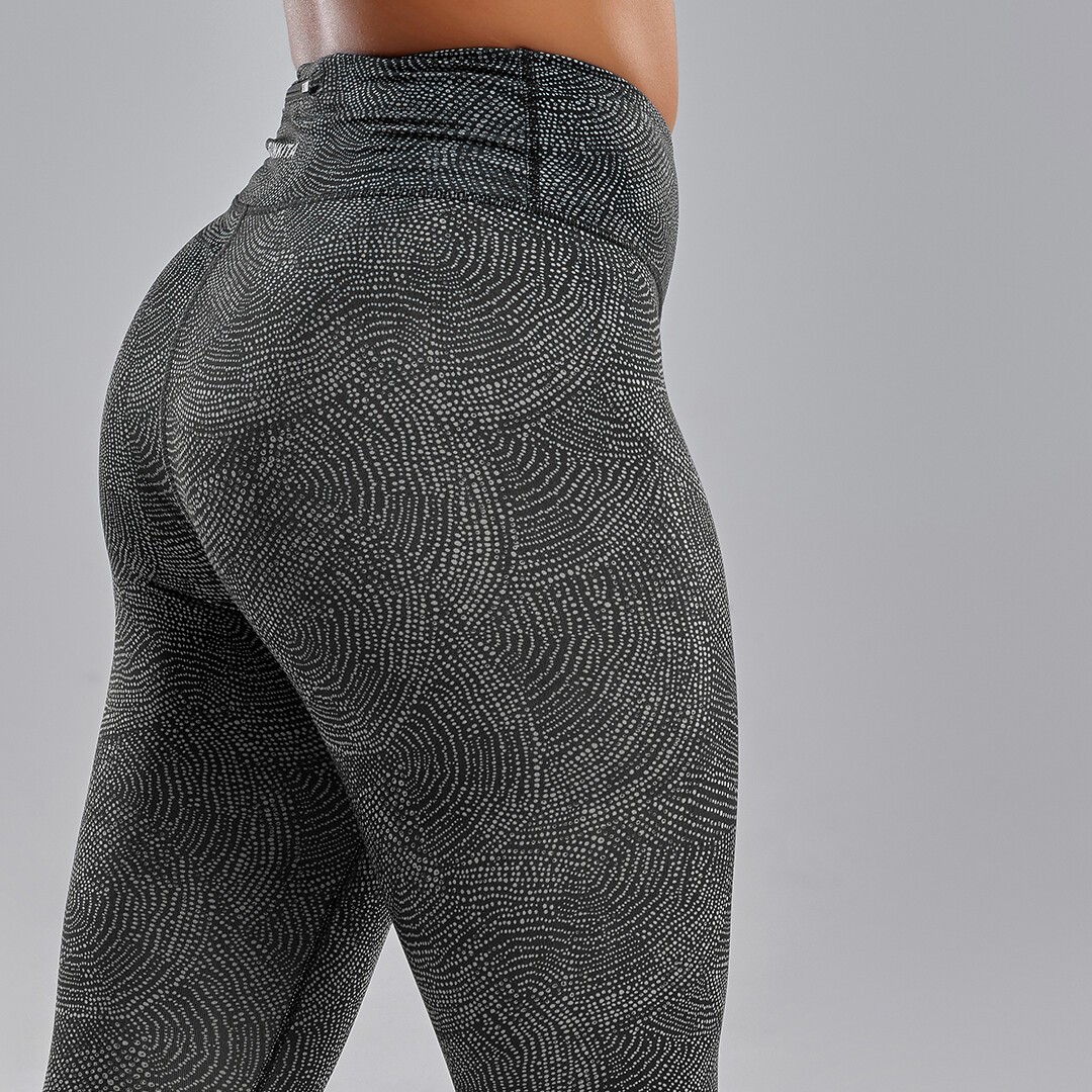 Totally Ingrained Ladies Hi Runner 7/8 Tight