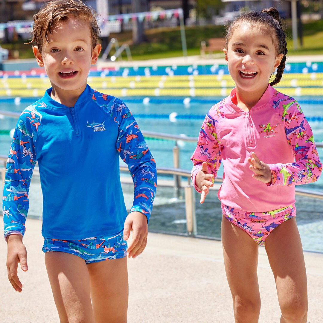 Kids swimming rash vest shop