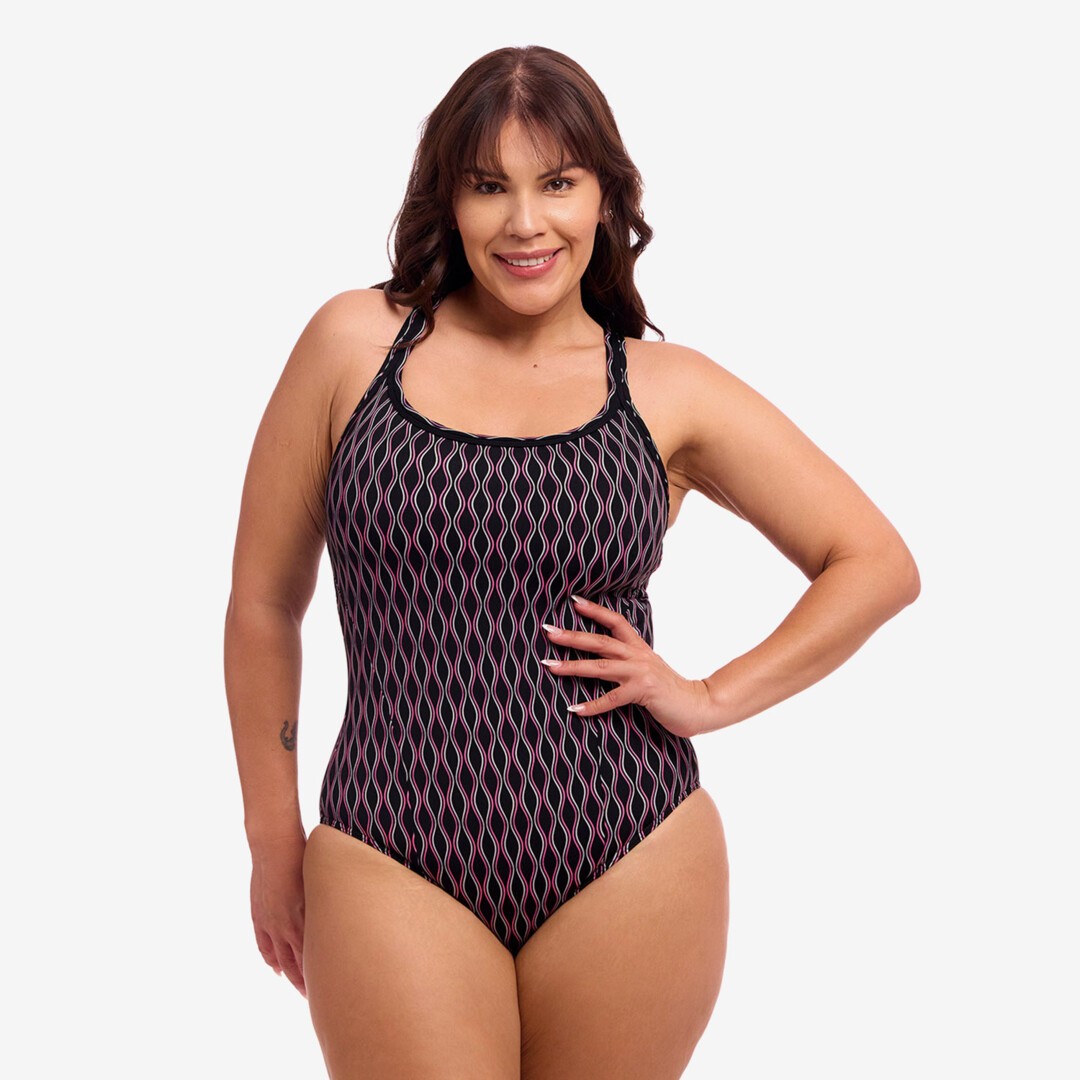 Black queen one piece deals