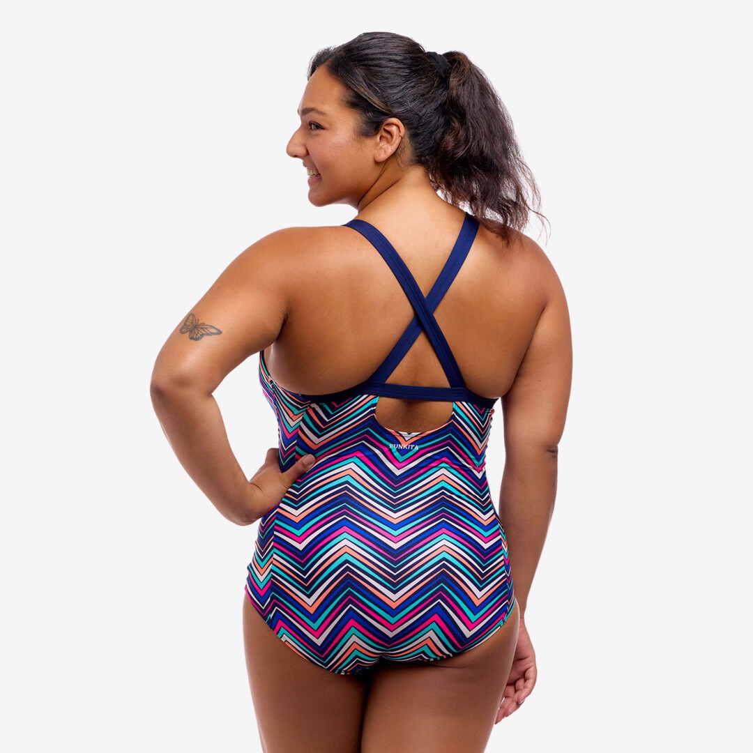 Point Out Ladies Brace Me Back One Piece